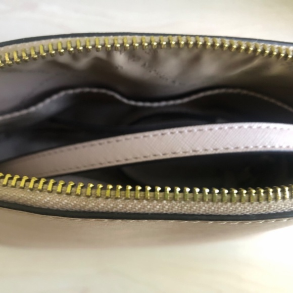 New Michael Kors Soft Pink Crossbody & Colorful Striped VS Zippered Tote - Picture 9 of 14